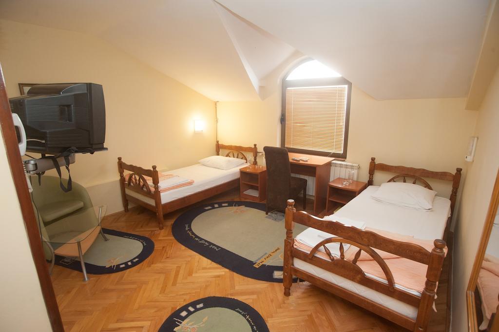 Hotel Extra Lion Md Nis Ruang foto