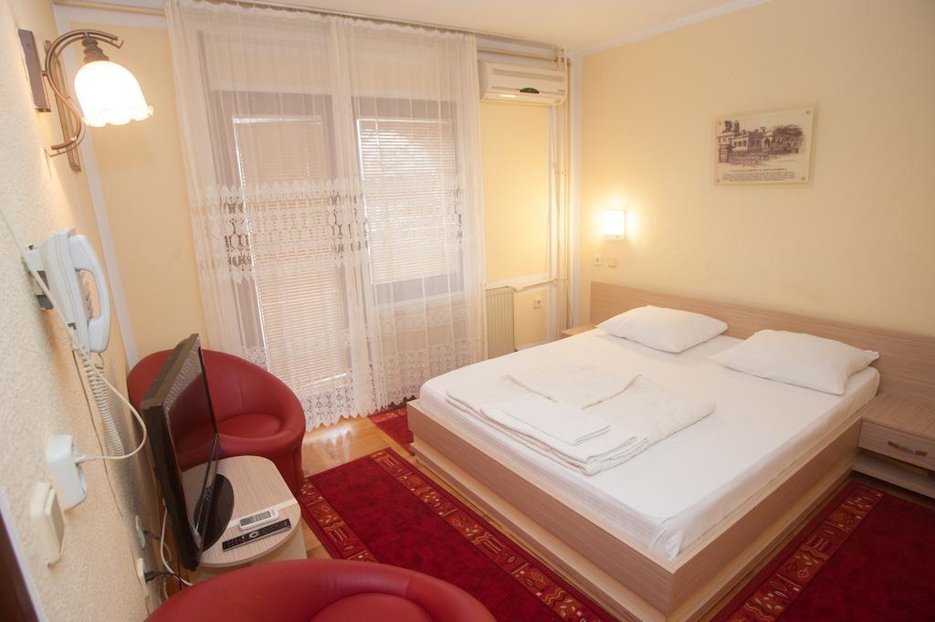 Hotel Extra Lion Md Nis Ruang foto